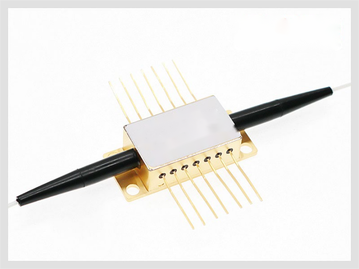 910nm半导体光放大器，非线性